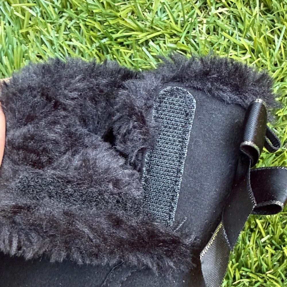 Baby Girls Black Faux Fur Winter Boots with Satin Bow | Size 2 | Toys “R” Us